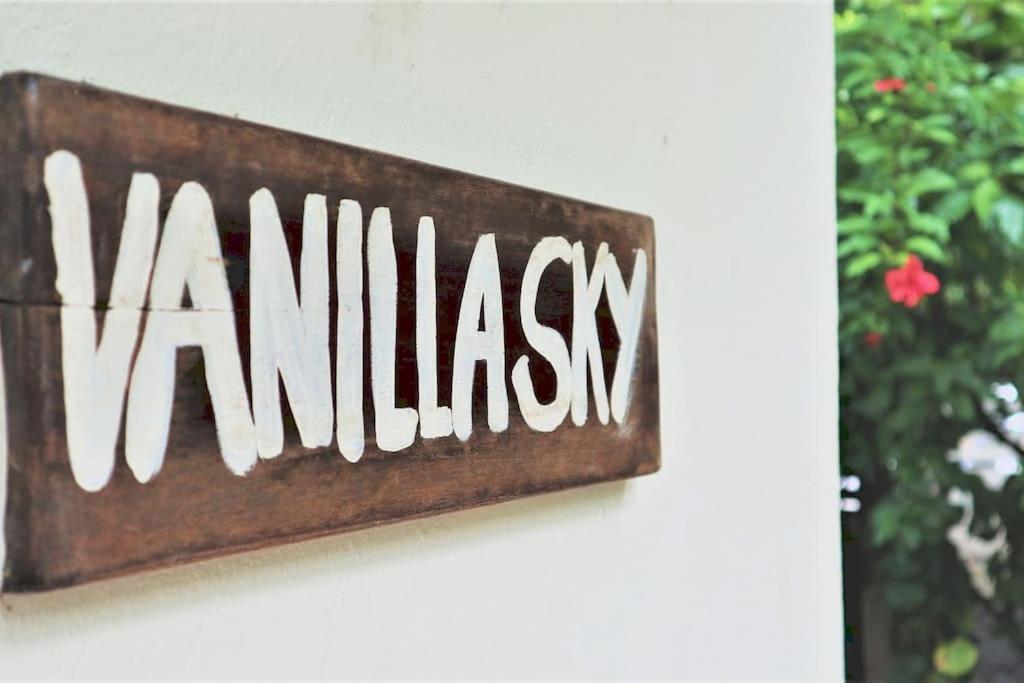 Sleepy Gypsea Villa Siargao - Private Room - Vanilla Sky Catangnan Exterior photo